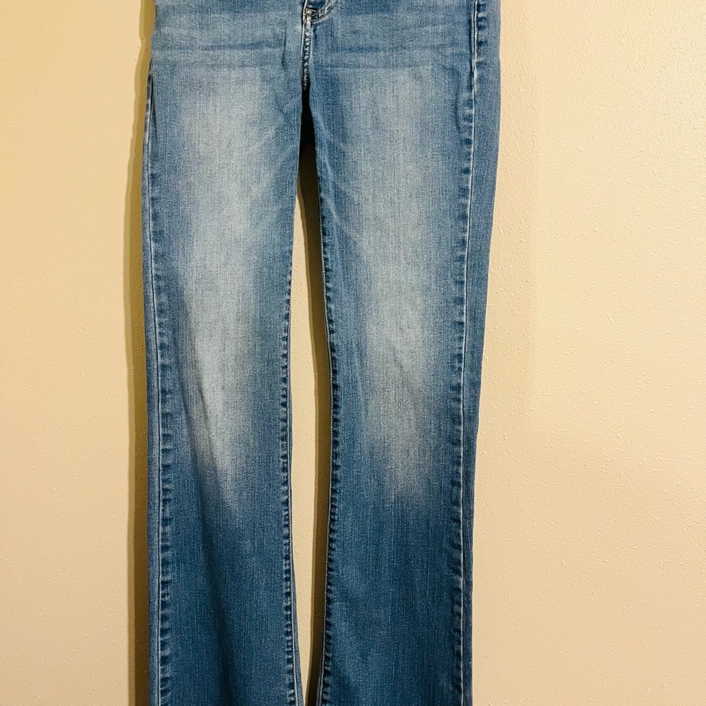 Calvin Klein women’s size 2 jeans